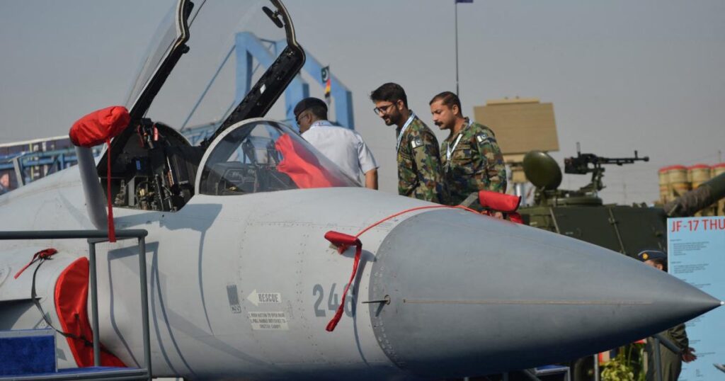 ’ہر فن مولا‘ جے ایف 17 تھنڈر کی دنیا بھر میں گھن گرج