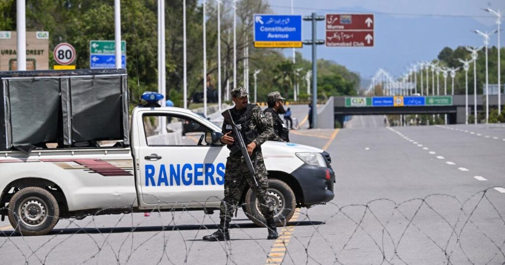 ایران امریکہ مذاکرات: اسلام آباد میں سکیورٹی سخت، ریڈ زون غیر متعلقہ افراد کے لیے بند